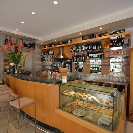Hotel Tivoli Lignano Sabbiadoro Extérieur photo