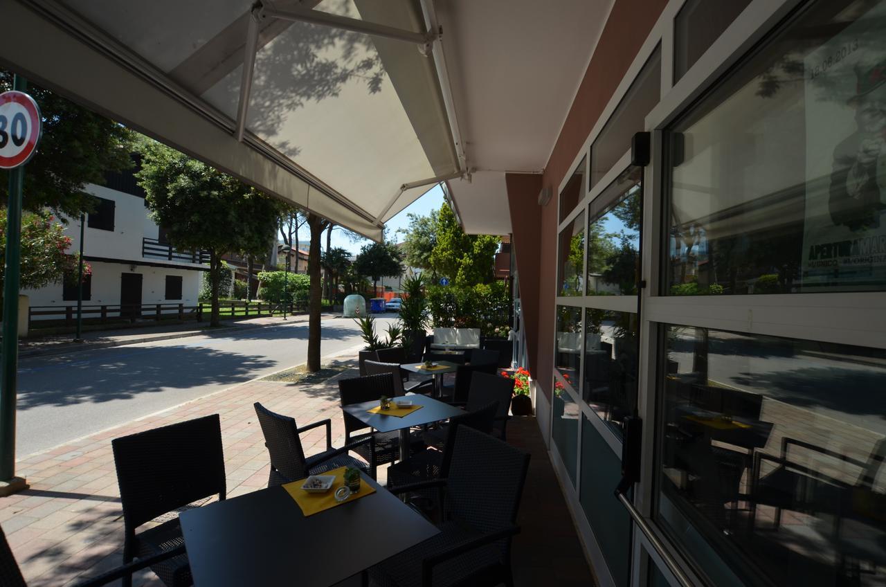 Hotel Tivoli Lignano Sabbiadoro Extérieur photo