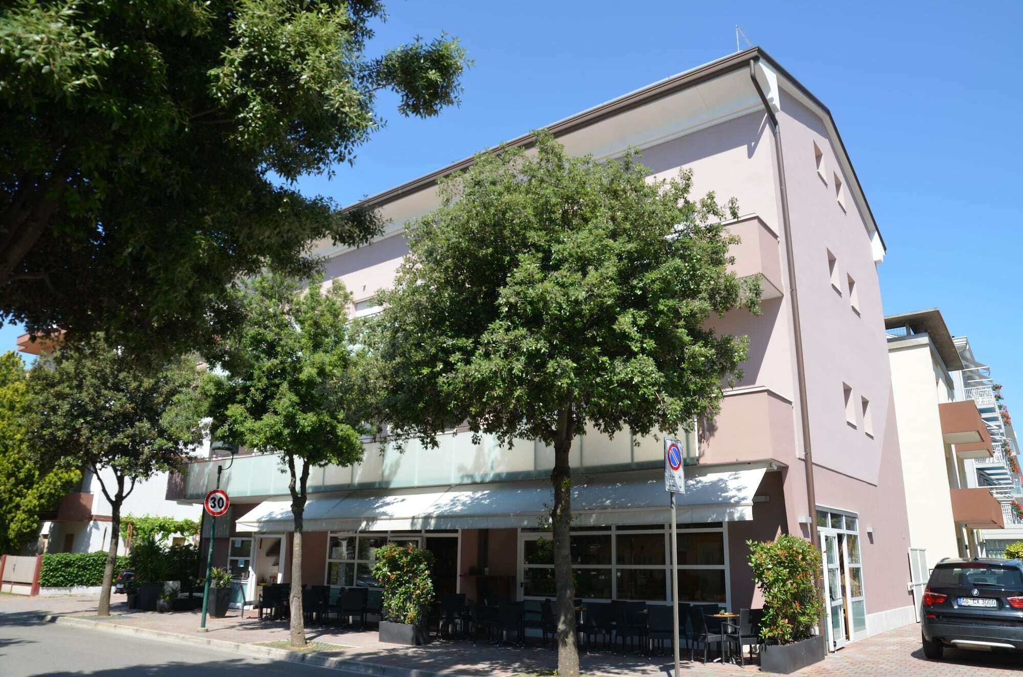 Hotel Tivoli Lignano Sabbiadoro Extérieur photo